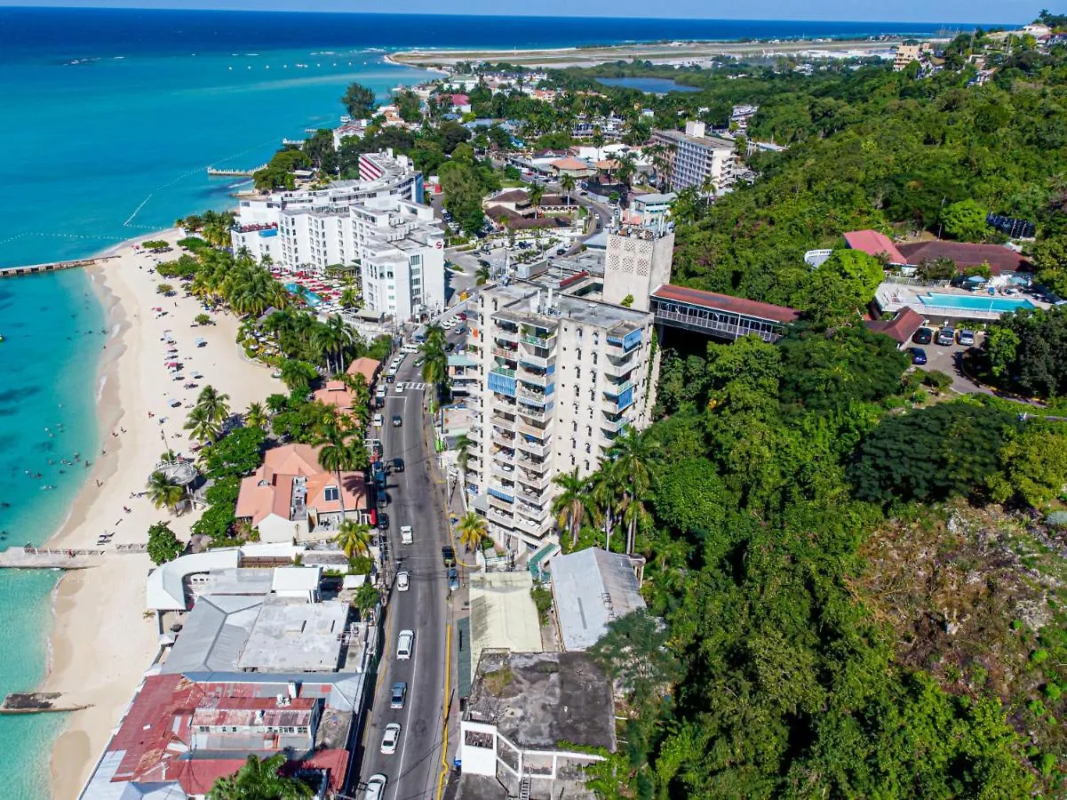 Welcome To Stunning Ocean Views At Studio 503 Montego Bay